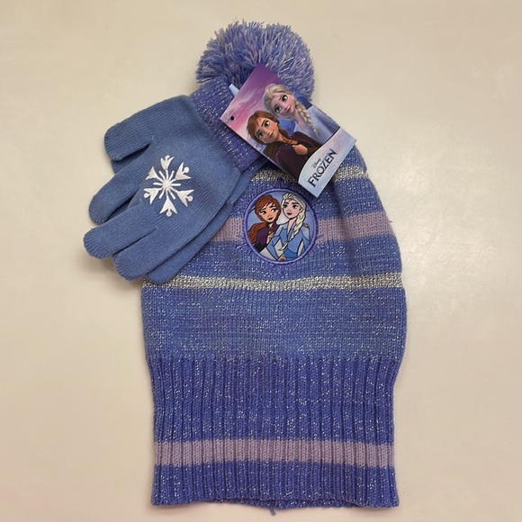 Disney Frozen Beanie Gloves Combo Hat - Picture 4 of 4